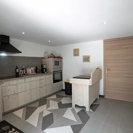 Casa di campagna De Charme Avec Jacuzzi Et Wifi Inclus - Fr-1-496-336 *