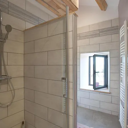 Casa di campagna De Charme Avec Jacuzzi Et Wifi Inclus - Fr-1-496-336